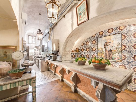 Wine tastings and cooking classes Wine tastings and cooking classes