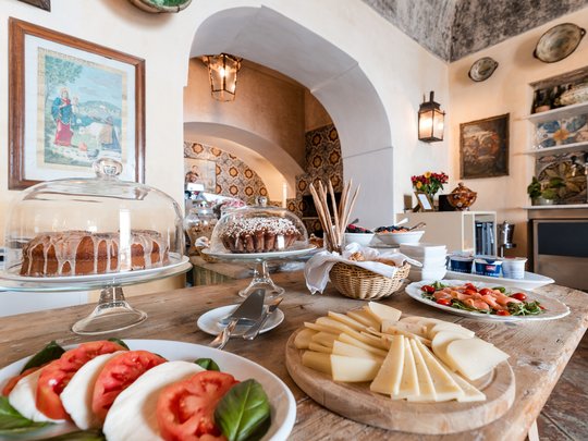 Wine tastings and cooking classes Wine tastings and cooking classes